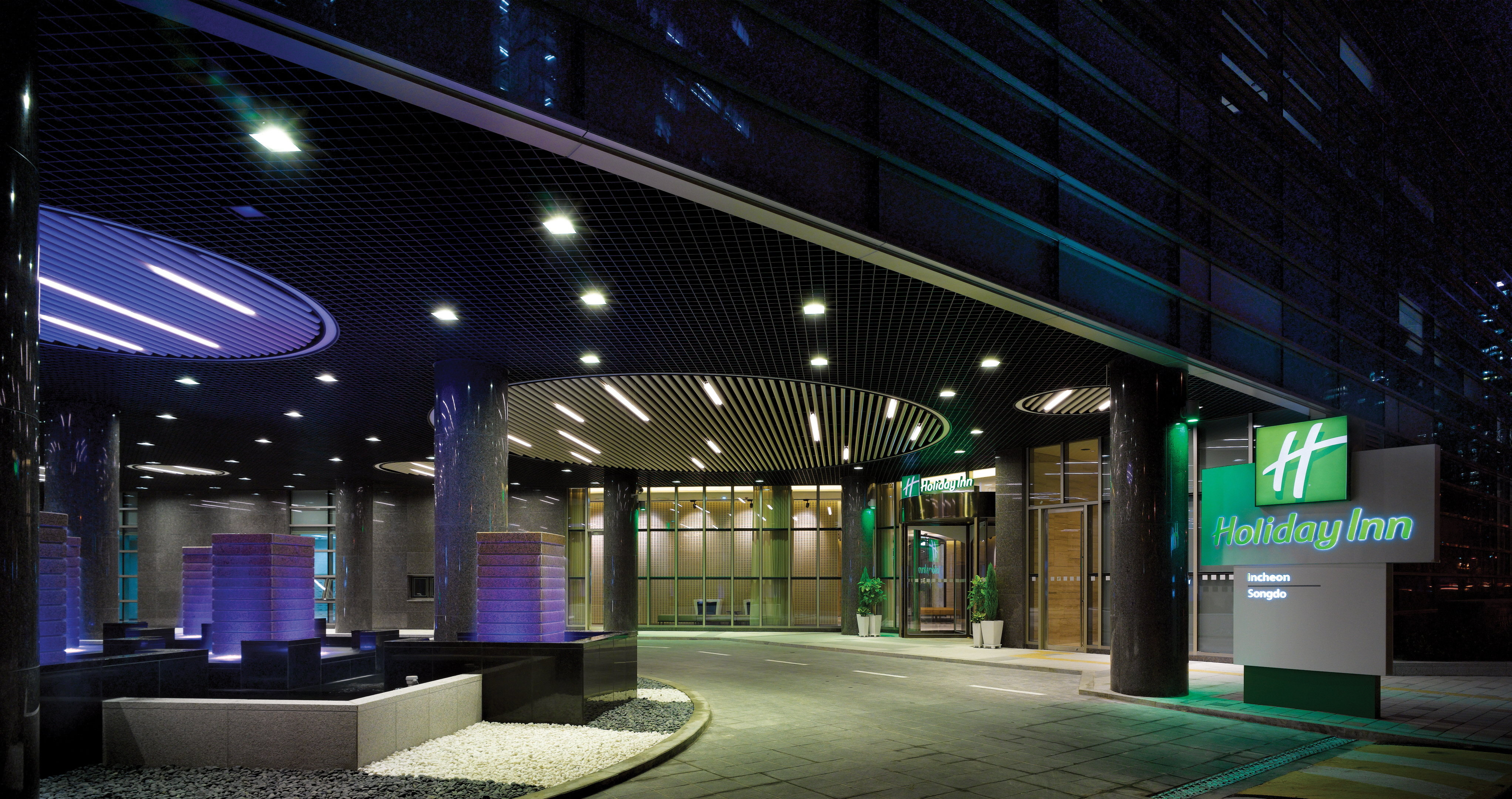 Holiday Inn Incheon Songdo - Tap to explore photos