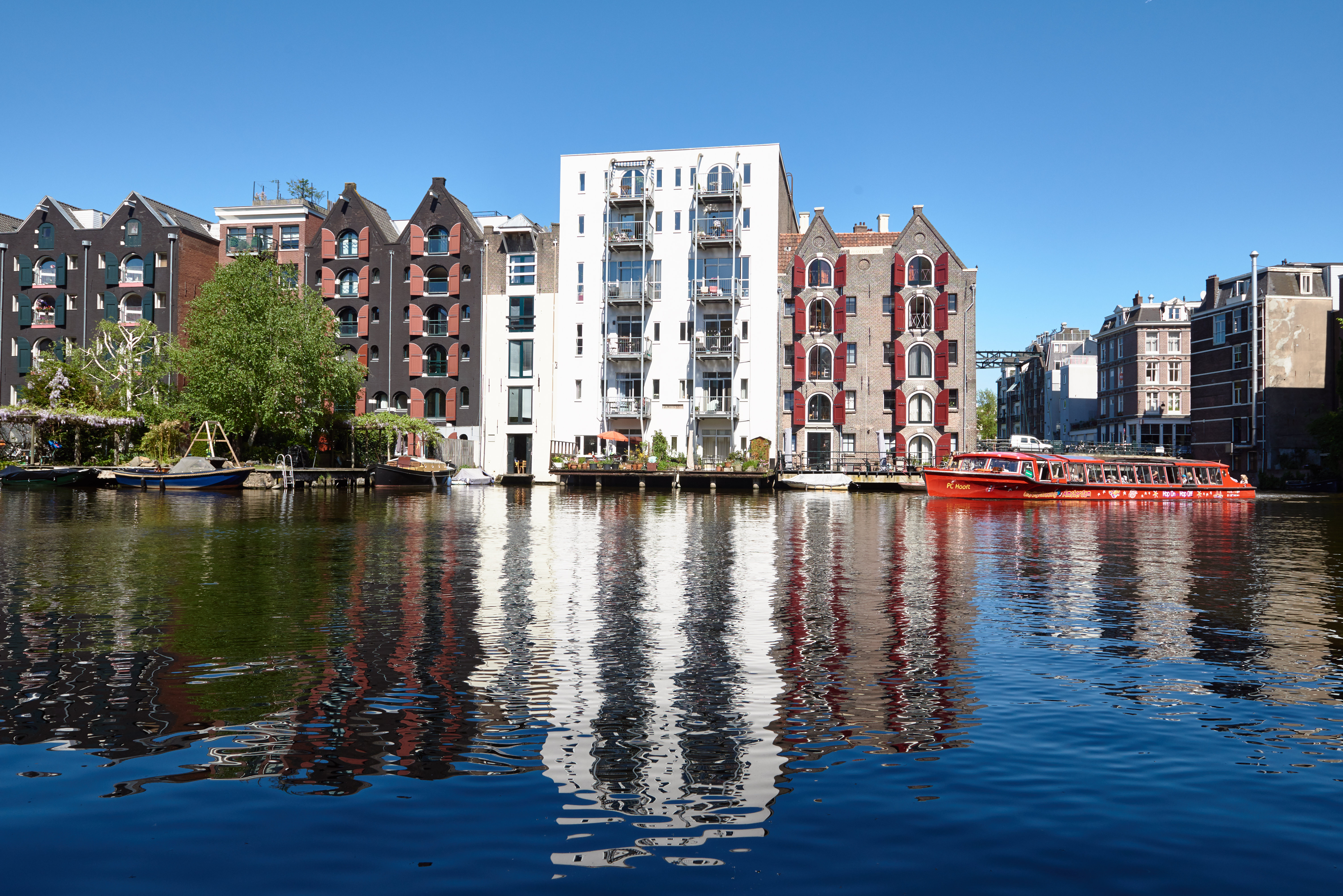 Holiday Inn Express Amsterdam - City Hall, an IHG Hotel | Amsterdam Hotel  BOOK with ₹0 PAYMENT